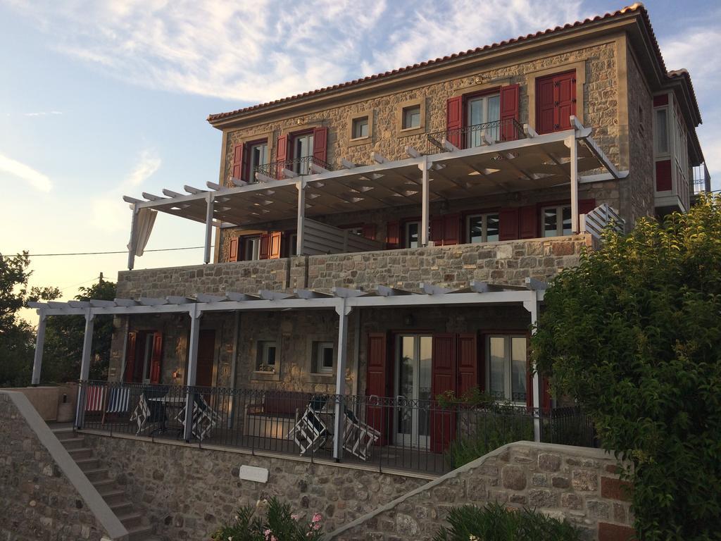 Heliades Maisonettes Mithimna Luaran gambar
